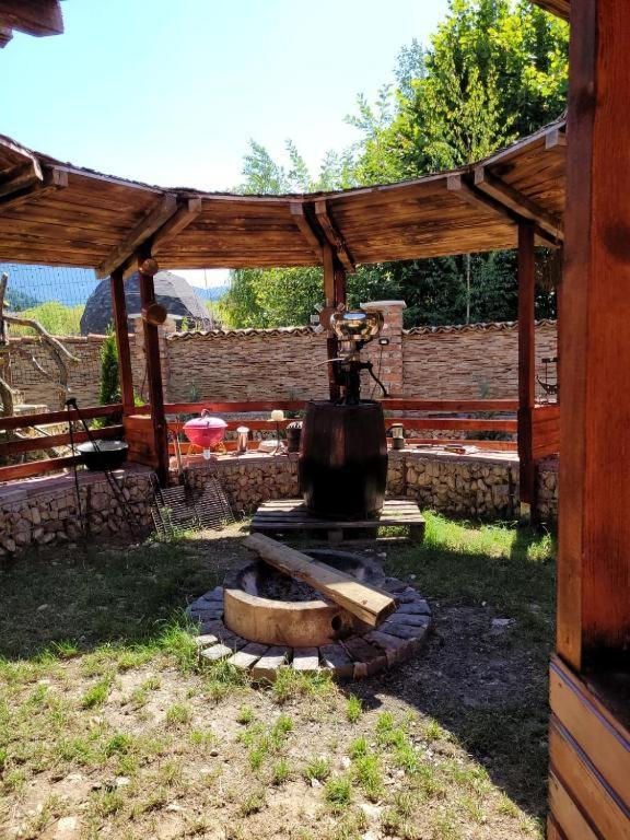 Casa Cu Mesteceni Râşnov Exterior photo